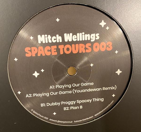 Mitch Wellings - Space Tours 003