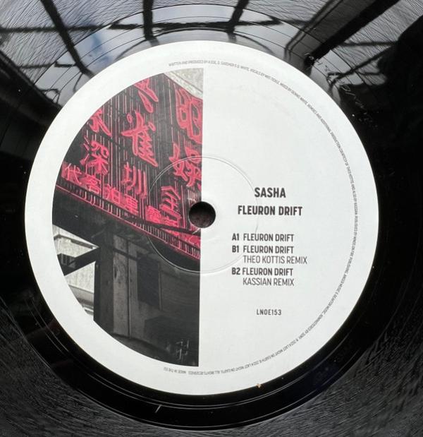 Sasha - Fleuron Drift